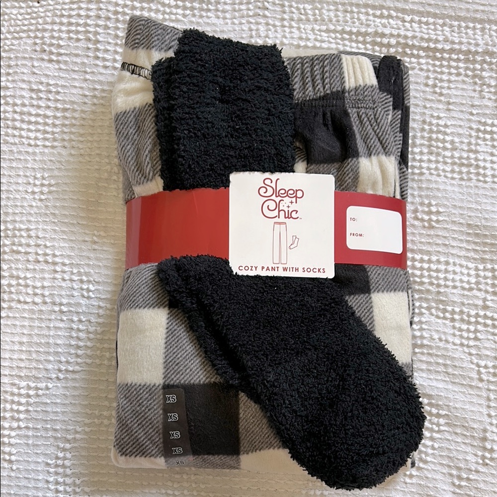 Black and White fleece Plaid Pajama Pants with Socks